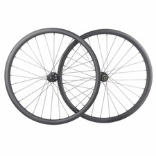 Set ruote in carbonio tubeless