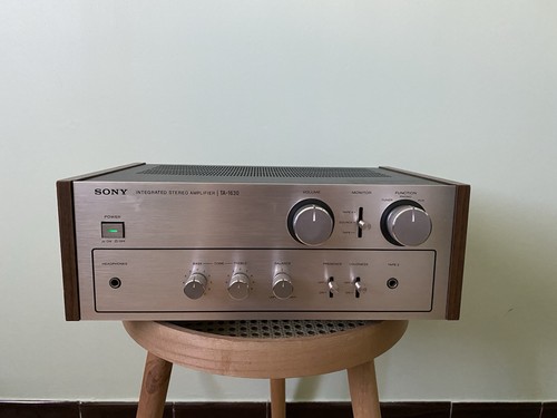 Sony 1630 integrated - integrated, stereo