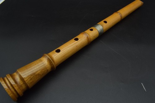 Antico strumento flauto - antico,
