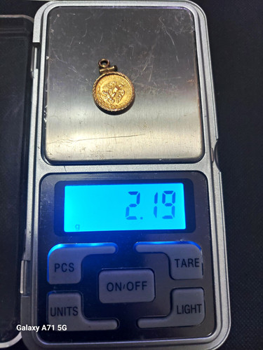 Ciondolo moneta rotonda - ,