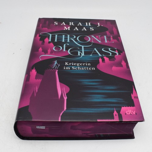 Sarah maas throne of - j.,