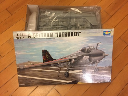 Trumpeter a 6e tram - , a-6e