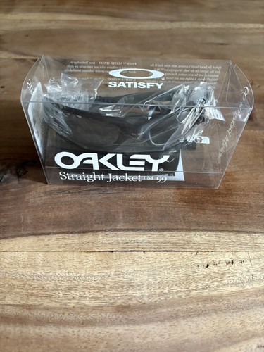 Satisfy oakley straight - x, oakley®