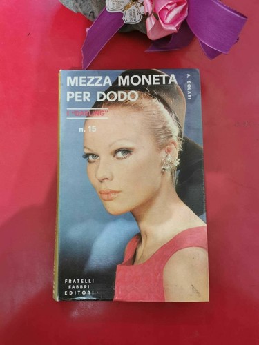 Mezza moneta per - , di
