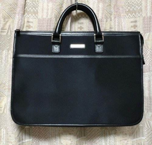 Burberry nova valigetta - nova,