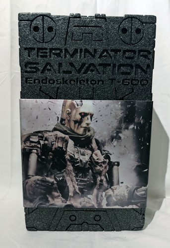 Hot toys terminator salvation - terminator,