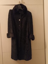 Cappotto vintage in astrakan con collo e polsi in visone – Pellicceria Milani...