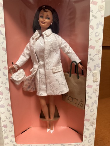 Barbie city shopper doll - barbie,