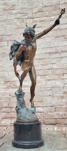 Statua sandalo mercurio