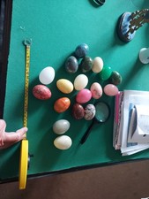 Set di 18 Uova in Marmo Colorato da  decorazione Vari Colori H 7cm