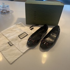 Ballerine Gucci nere in pelle
