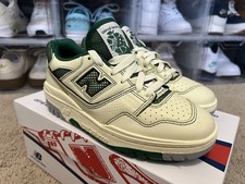Taglia 4,5M - New Balance 550