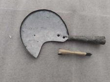 strumento raschietto e graffi