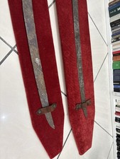 Antiche Spade Ornamentali Parete Con Espositore