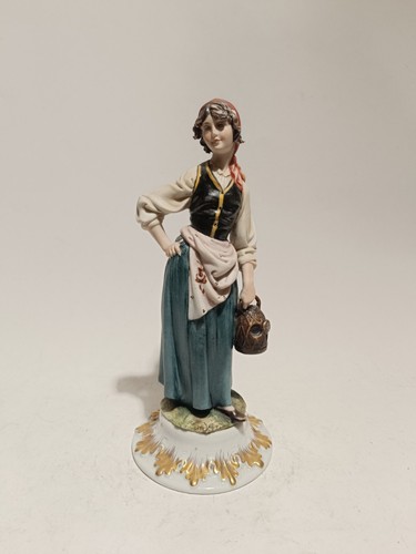 Capodimonte tiche tosca - tiche,