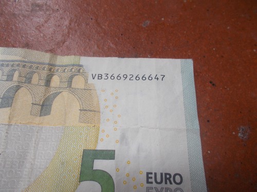 Euro numero seriale x - numero,