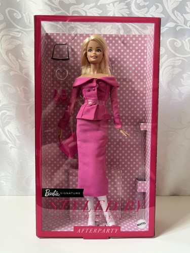 Barbie signature gold label - barbie,
