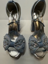 Sandalo Azalea Wang Something