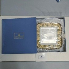 Piatto quadrato Wedgwood B&B