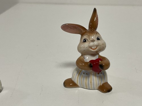 Coniglio pasquale - , in