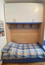 Letto singolo con armadio a