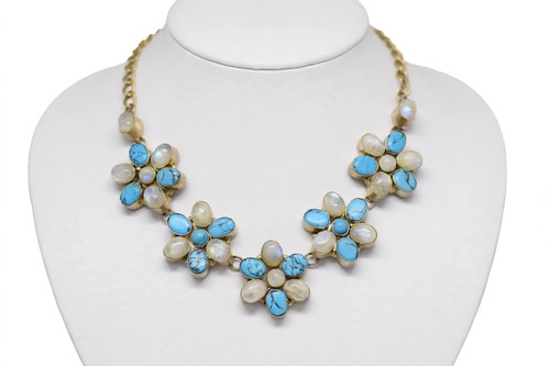 Collana floreale turchese