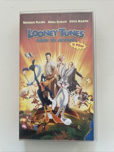 Looney tunes back action - in,
