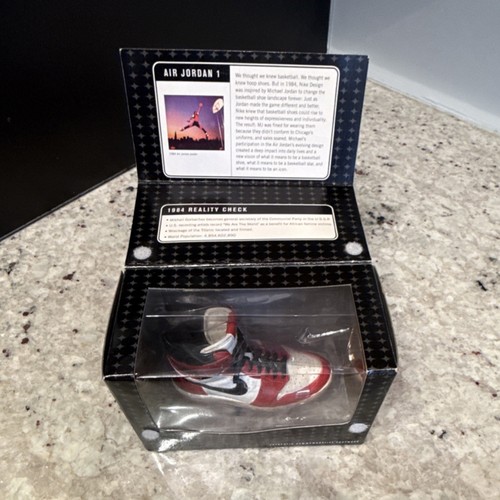 Figurina nike air jordan - jordan, 1
