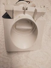 Gruppo scarico acqua. porta