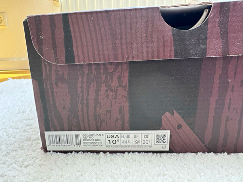 Nike air jordan retro - air,