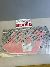 1 sticker gauche A aprilia