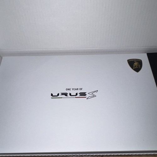 Lamborghini urus anno - s, un