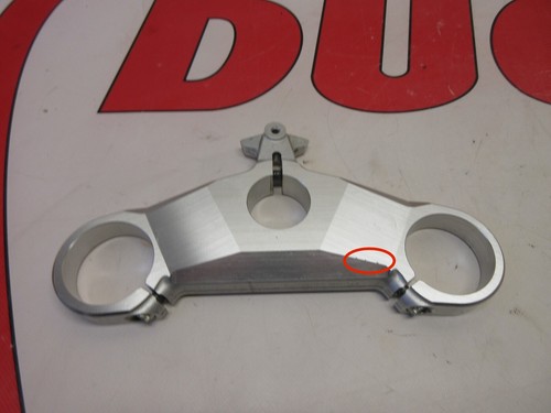 Ducati giogo superiore