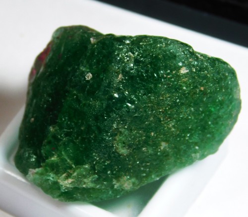 Bella pietra preziosa sfusa