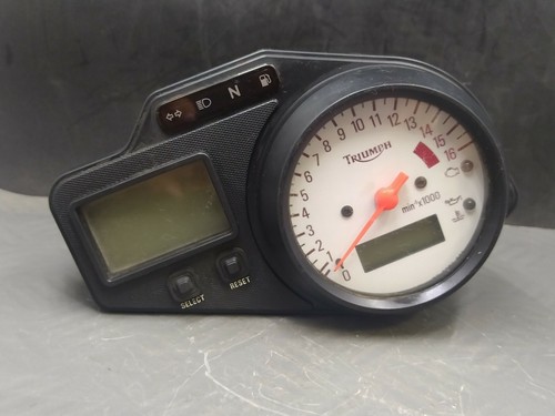 Tryumph speed triple - tryumph,