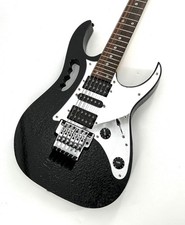 Chitarra elettrica firmata