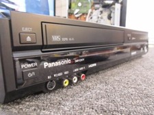 Panasonic DMR-EZ47V registratore combinato DVD VCR nero/rinnovato con 1 anno di garanzia.