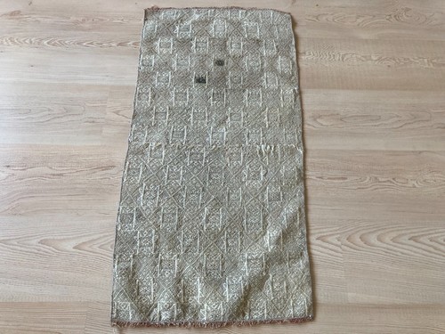 Tappeto marrone - tappeto, marrone,