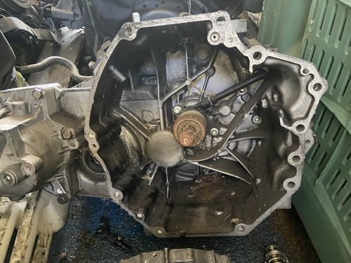 Cambio nissan qashqai dci - nissan,