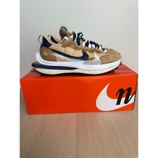 Sneaker Sacai x Nike