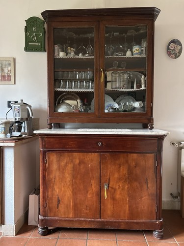 Credenza antica con - , vetrina