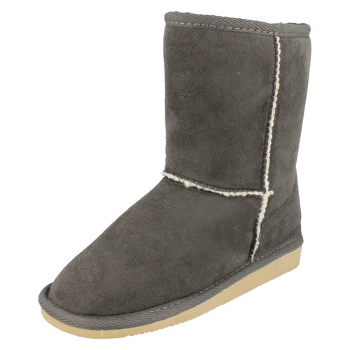Donna spot pelliccia finta - pelliccia,