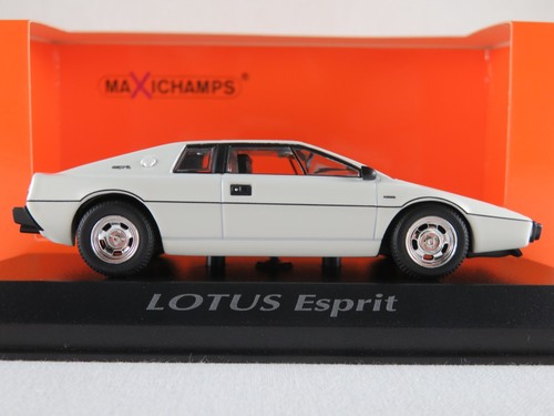Maxichamps 940 135220 lotus - 135220,