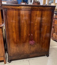 MOBILE ARMADIO STIPETTO PRIMI