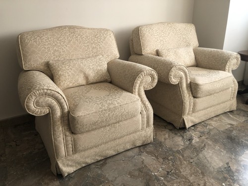 Coppia poltrone classiche