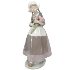 Lladro 5065 Dutch Girl With