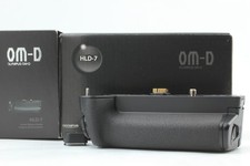 MINT In Box Batteria Grip