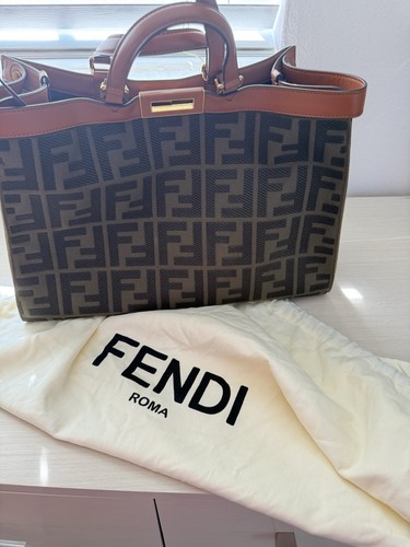Fendi peekaboo tote medium - fendi,