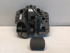 A7437 Pedaliera pedale freno Fiat 500e EV elettrica 52137953 2020 in poi