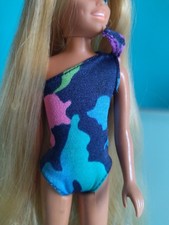 "MATTEL" costume da bagno per Skipper Tropical, 1985, multicolore.